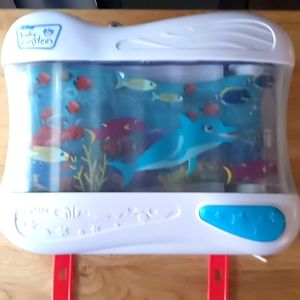 DISNEY'S BABY EINSTEIN SEA DREAMS MOTION SCREEN OCEAN CRIB SOOTHER